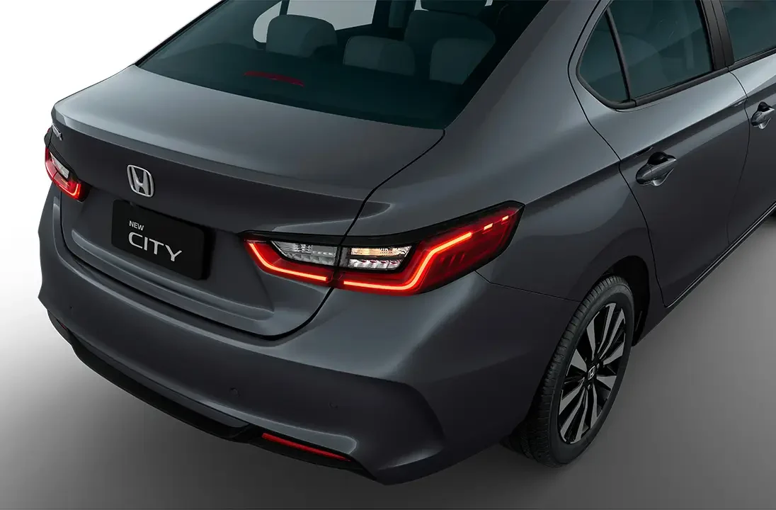 Feature_Externo_Sensor_Traseiro_Touring_City_Sedan_2024_0