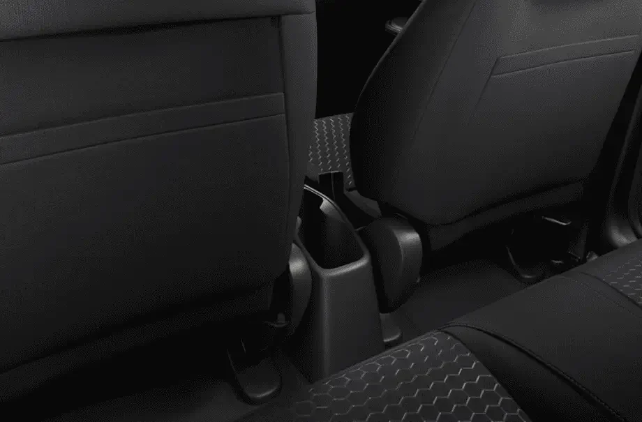 Feature_Interno_Ar_Condicionado_Saida_Traseira_USB_LX_City_Sedan_2024 (1)