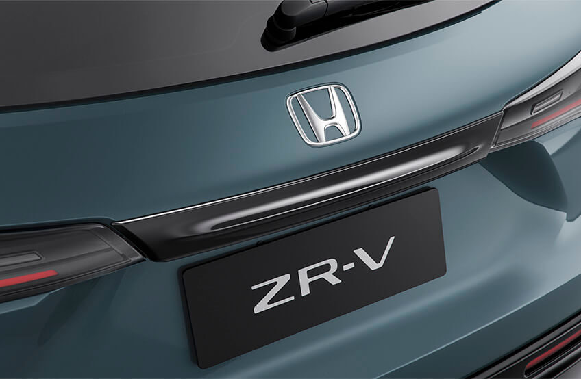Honda_ZRV_Moldura_Decorativa_Tampa_Traseira_Preta_F02