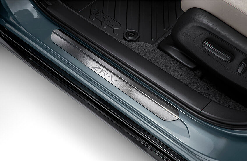 Honda_ZRV_Soleira_em_Metal_F02